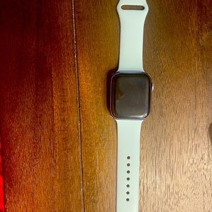 Apple Watch- series 4